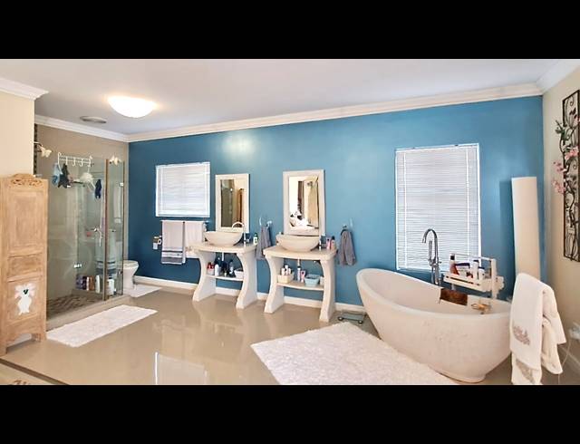 4 BEDROOM HOUSE FOR SALE IN PORT OWEN